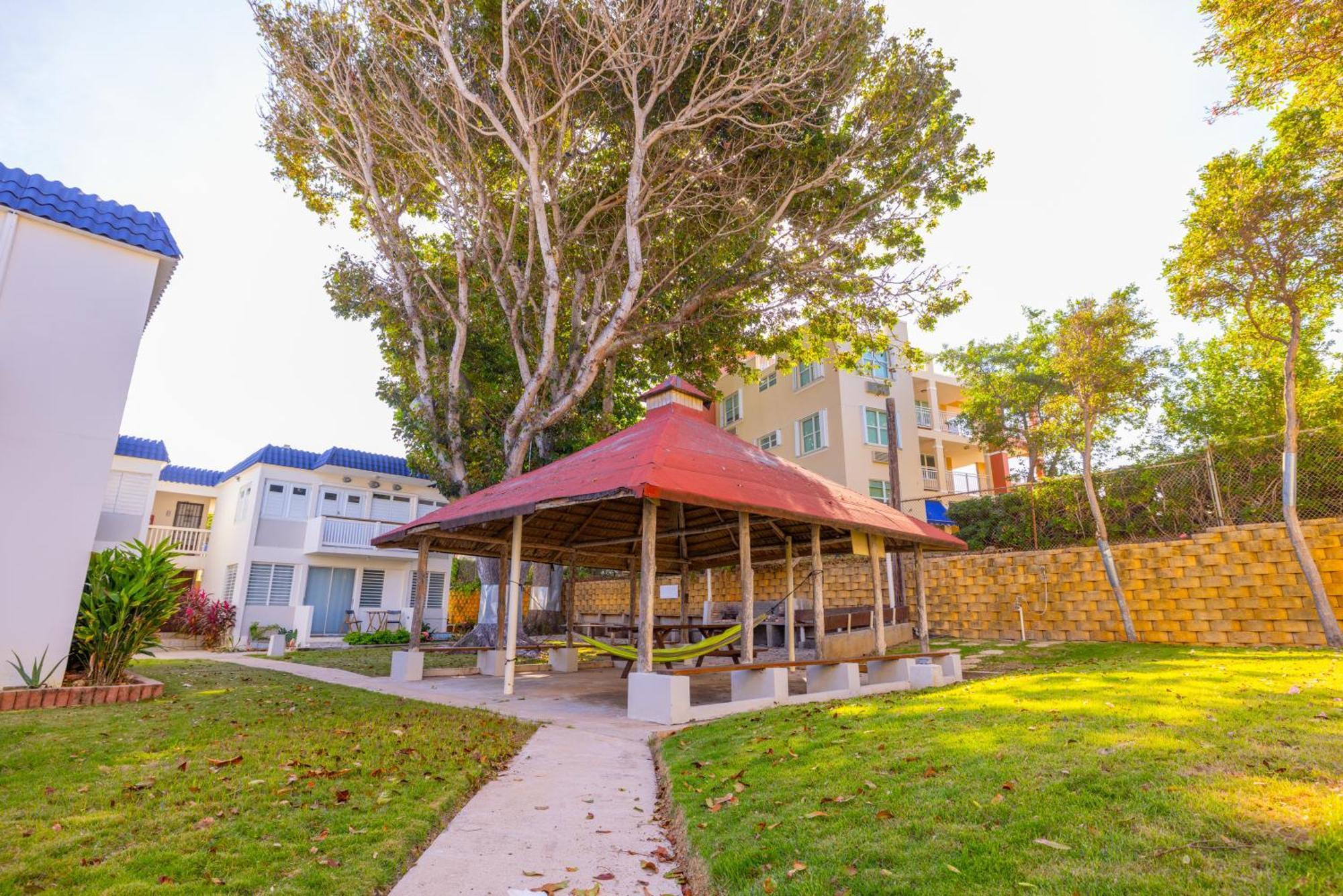 Jobos Beach Apartment A-3 Isabela Exterior photo